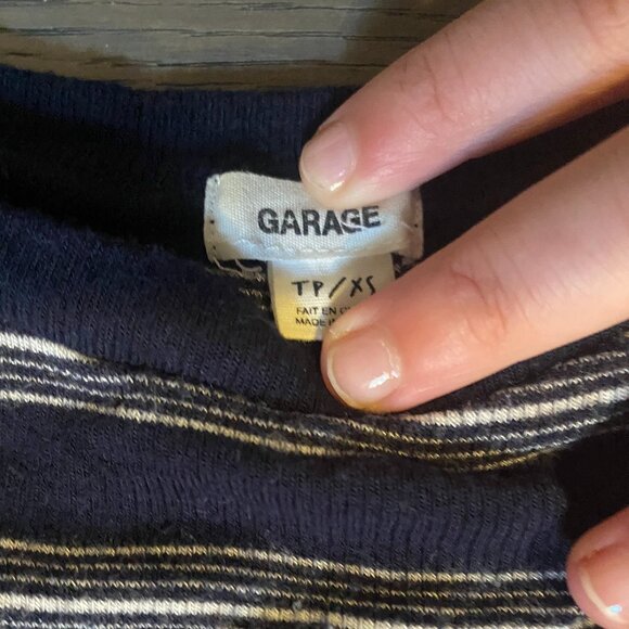 White+Navy Garage Cropped T-Shirt - Picture 4 of 4